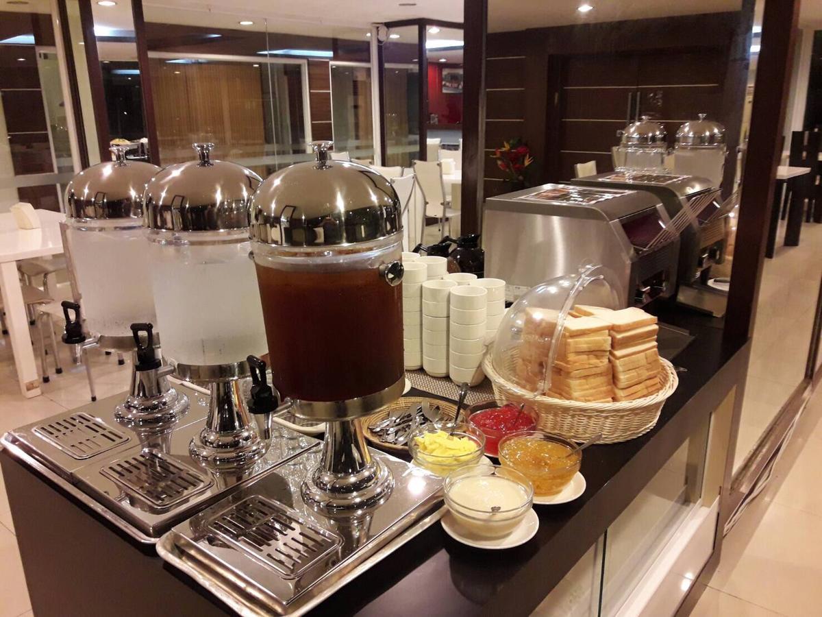 The Residence Prachinburi 304 Екстер'єр фото